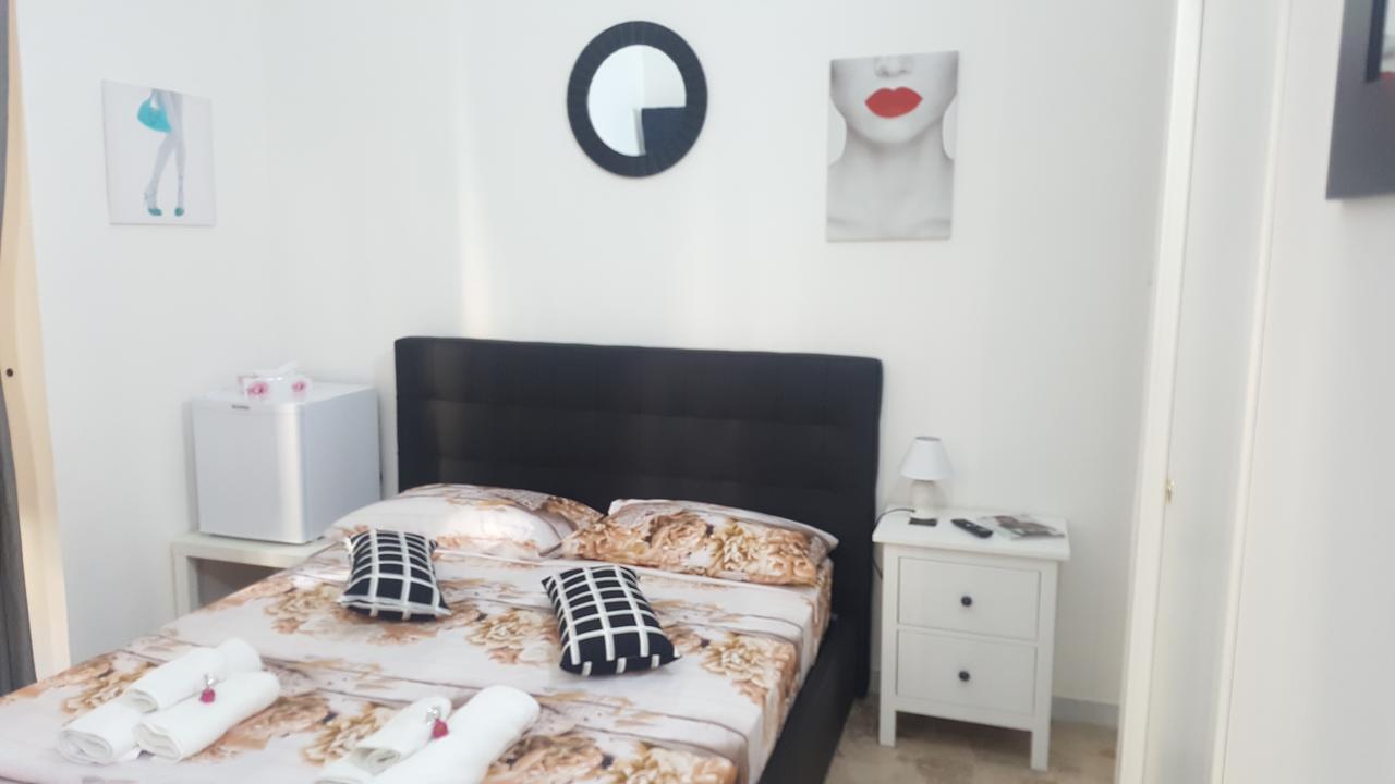 卡塔尼亚Exclusive House Center公寓 外观 照片